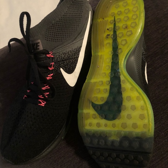 Men’s Nike shoes - Picture 5 of 5